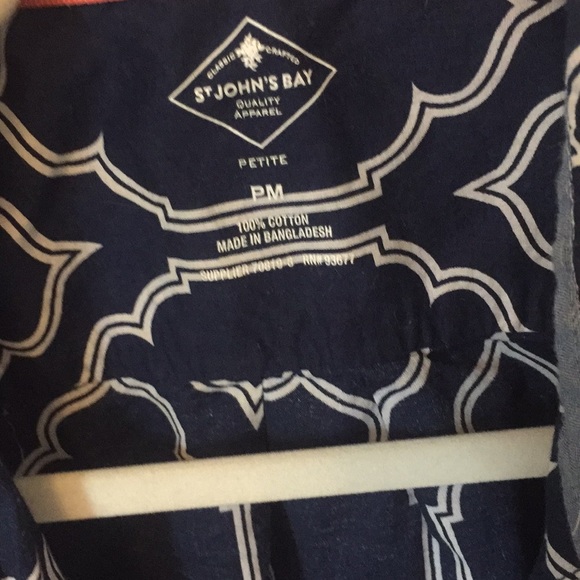 St Johns Bay Navy Blue Button-up - Picture 3 of 5